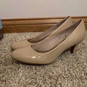 Life Stride heels